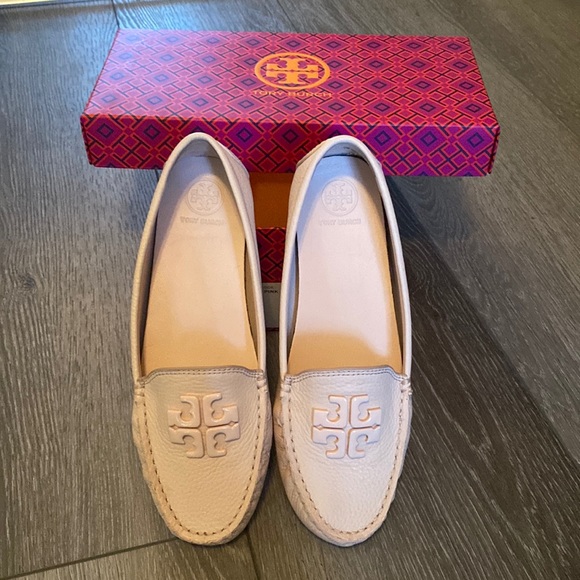 Tory Burch Shoes - Tory Burch pink ballet flats